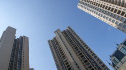 房地产开发板块快速拉升 粤泰股份涨停